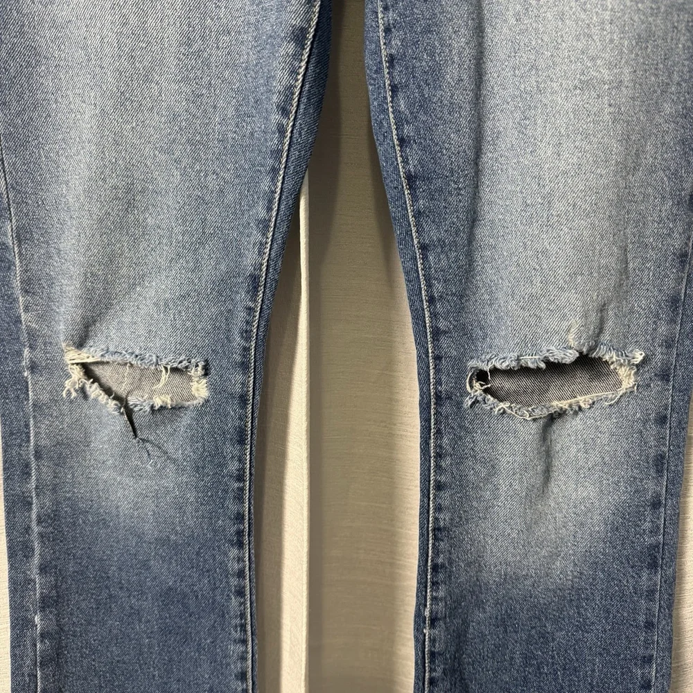 Forever 21 Denim Medium Washed Midrise Slimfit Bootcut Leg Sz 27 Distressed New - Picture 5 of 13